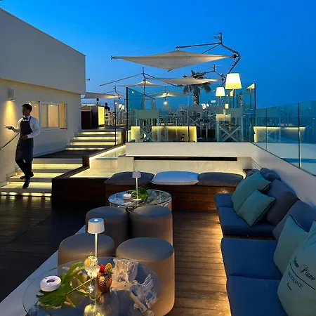 Lungomare Szálloda 4*