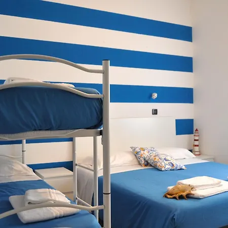 Susy - Ambienti Rinnovati 2022 - Direttamente Su Viale Dante E A Due Passi Dal Mare Hotel