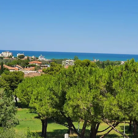 Villa Panoramica Con Giardino A