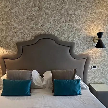 Apart-hotel Lungomare - Charming Riccione