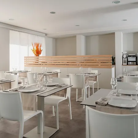 Embassy Hotel