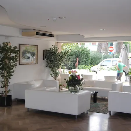 Hotel Carlton