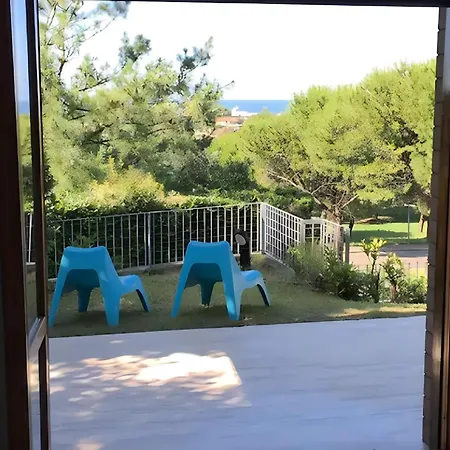 Villa Panoramica Con Giardino A *