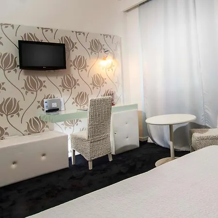 Mediterraneo Hotel