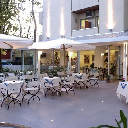 Hotel Nives 2*