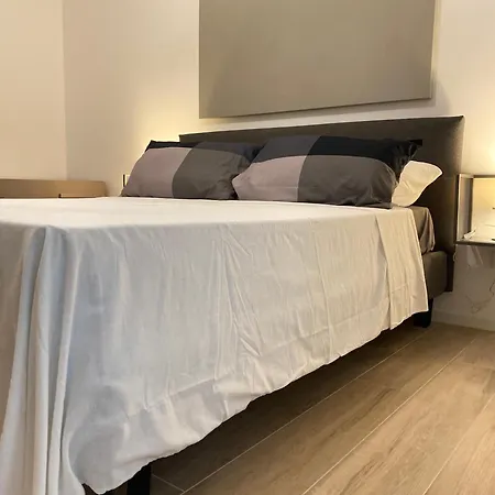 Apartment Cortemaggiore 4d Luxury-flexrent Abissinia