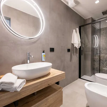 Hotel Meg Lifestyle & 3*