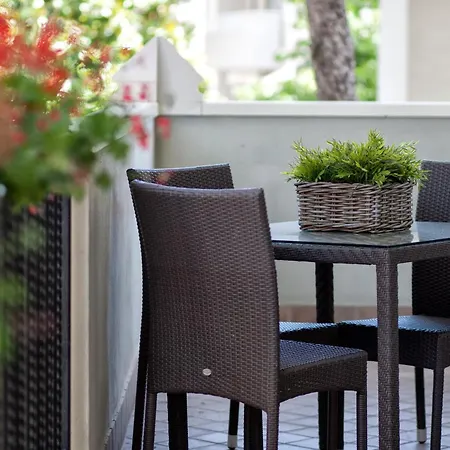 Lungomare - Charming Apart-hotel Riccione