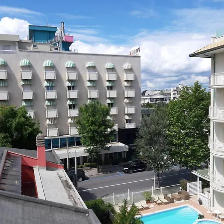 Brig Hotell 3*