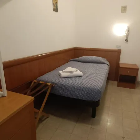 Nizza - Nuova Gestione Hotel 2*