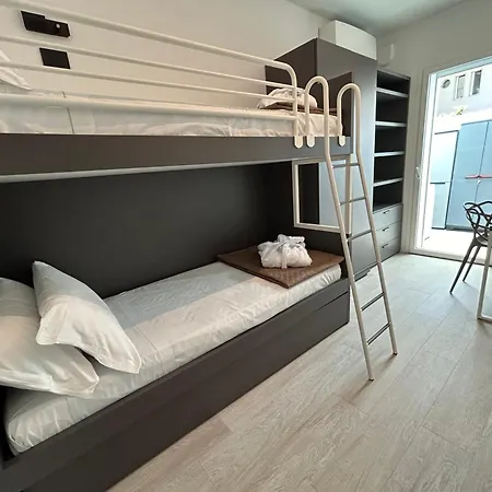 Luxury Ceccarini - Lungomare Con Parcheggio Privato Villa