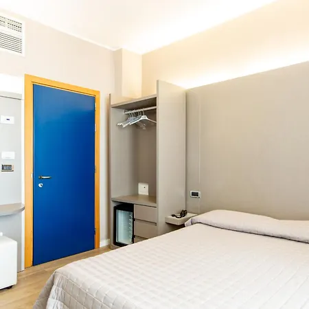 Szálloda Baltic Riccione-fronte Mare