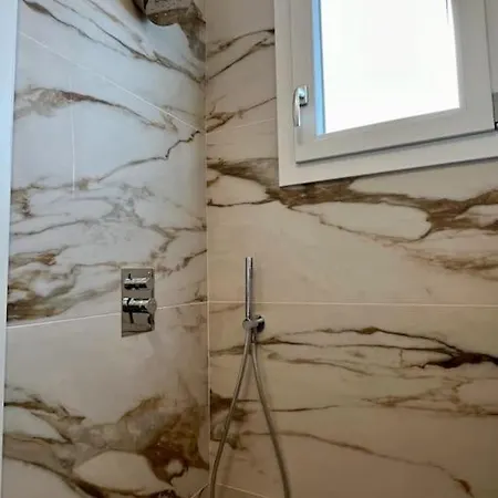 Casa Silvia, Bilocale Nuovo A 100 Mt Dal Mare Apartment *