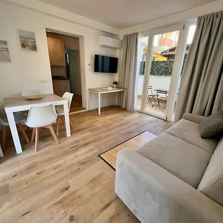 Casa Silvia, Bilocale Nuovo A 100 Mt Dal Mare Apartment Riccione