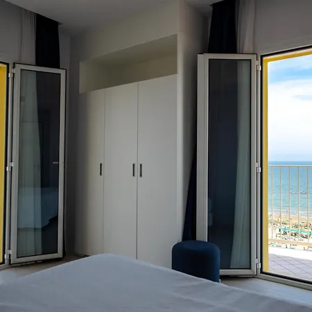 Hotel Fedora