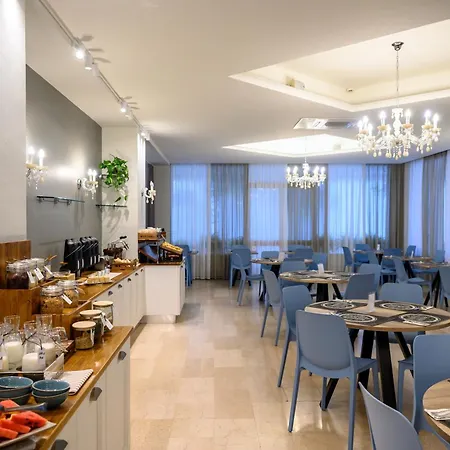 Atlas Hotel 3*