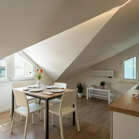 Apartment Inaugurazione 2024 - La Tua Mansardina A 100 Metri Dal Mare, 2 Da Letto