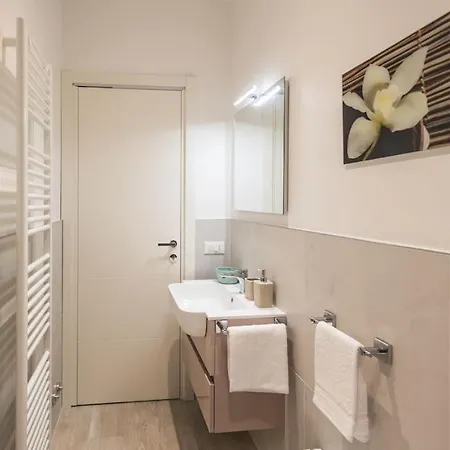 Apartment Nuovo E Confortevole Con Parcheggio *