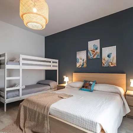 Nuovo E Confortevole Con Parcheggio Apartment