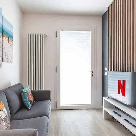 Nuovo E Confortevole Con Parcheggio Apartment *