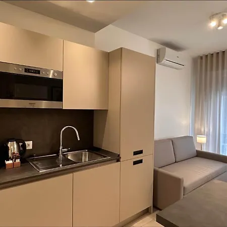 Lungomare - Charming Apart-hotel 4*