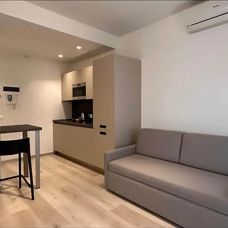 Lungomare - Charming Apart-hotel Riccione