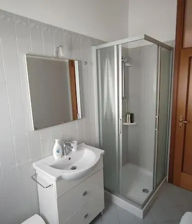 Comodo Per 4 Ospiti Apartment