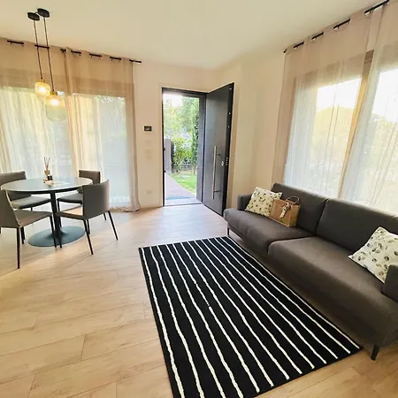 Apartment Cortemaggiore 4d Luxury-flexrent Abissinia