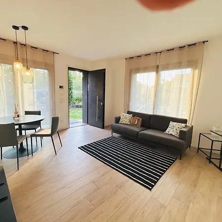 Cortemaggiore 4d Luxury-flexrent Abissinia Apartment *