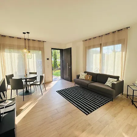 Cortemaggiore 4d Luxury-flexrent Abissinia Riccione