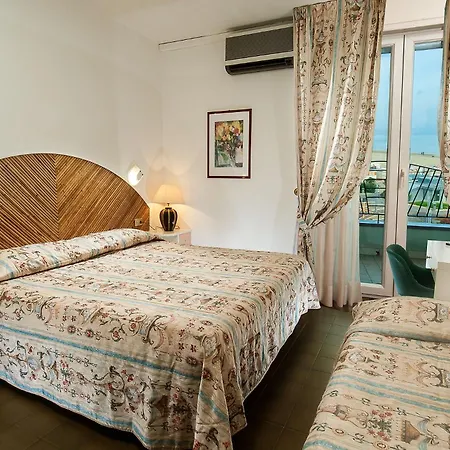 Hotel Sarti