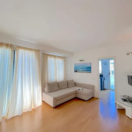 Attico Alba -flexrent Abissinia Apartment