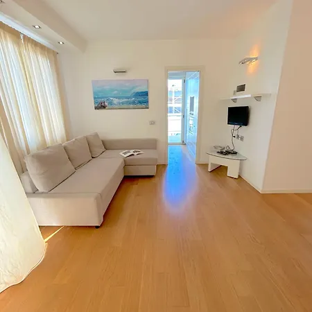 Apartment Attico Alba -flexrent Abissinia