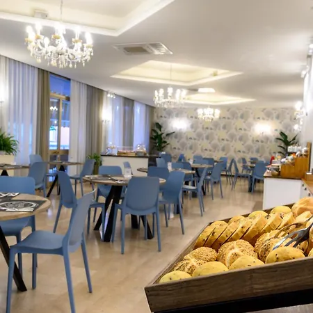Hotel Atlas 3*