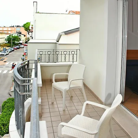 Szálloda Edera - In Pieno Centro A Pochi Passi Dal Mare Riccione