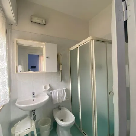 Paris 3*