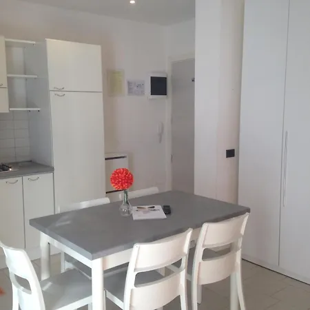 Altea Apartmanhotel 2*