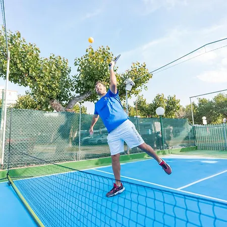Club Del Sole International Easy Village Campeggio 3*