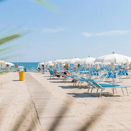 Club Del Sole International Easy Village 3* Riccione