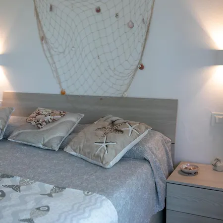 Riccione Sul Mare Con Servizio Spiaggia E Aquapark Apartment *
