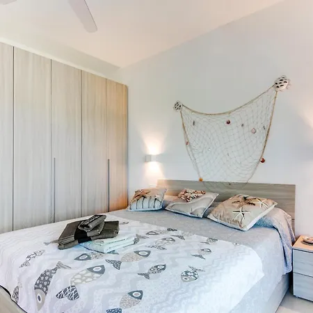 Riccione Sul Mare Con Servizio Spiaggia E Aquapark Apartment