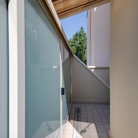 Apartment Riccione Sul Mare Con Servizio Spiaggia E Aquapark *