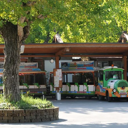 Happy Camp Mobile Homes In Campeggio