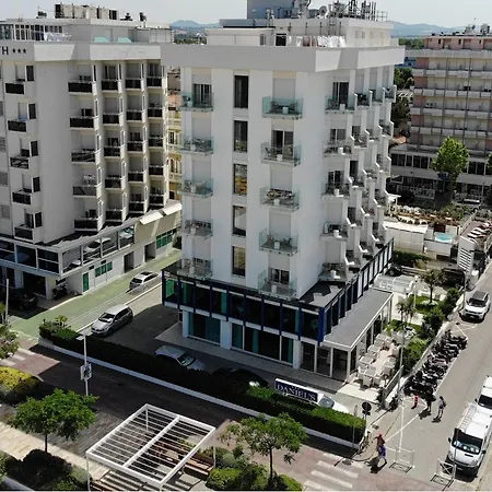 Daniel's Fronte Mare 3* Riccione