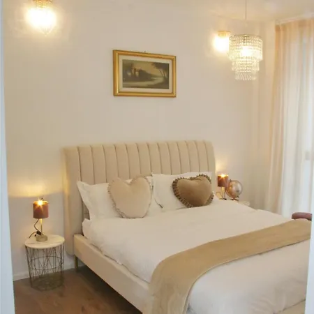 Via Mille House - New Trilocale - Centro Apartment Riccione