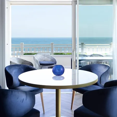 Hotel Corallo 4*