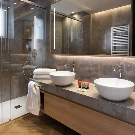 Hotel Corallo 4*