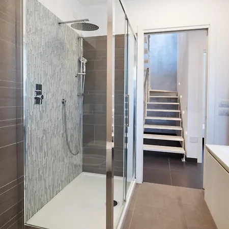 Penthouse18 - Jacuzzi On Master Bedroom Riccione