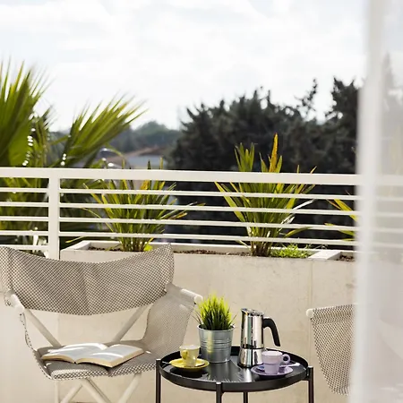 Penthouse18 - Jacuzzi On Master Bedroom Apartment Riccione