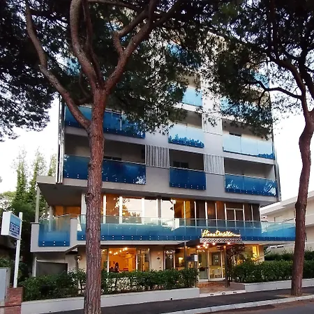 Hotel Desire' 3*